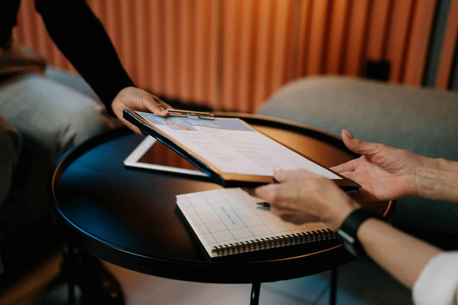 Explore the curriculum vitae vs resume debate and discover key differences that can impact your job search success.