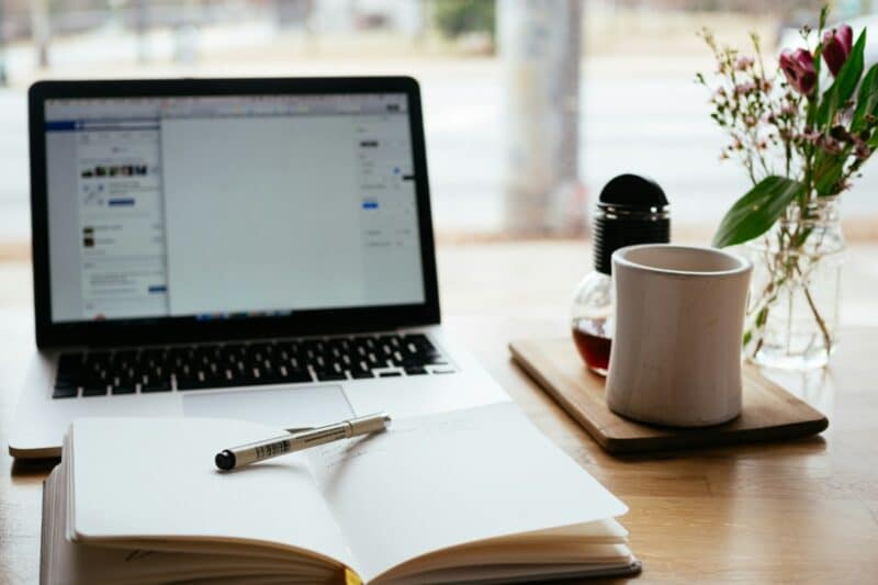 Discover expert executive resume writing services to elevate your career with our 7 powerful tips for a winning resume.